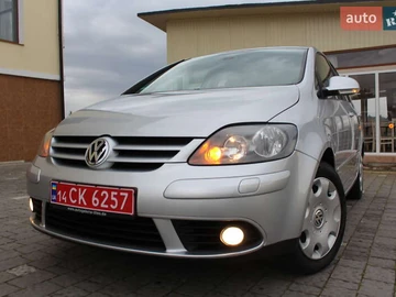 Авто Volkswagen Golf Plus 2008 № 8135200