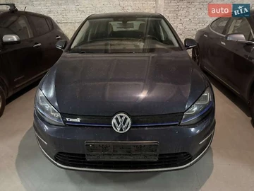 Авто Volkswagen E-Golf 2016 № 8135345