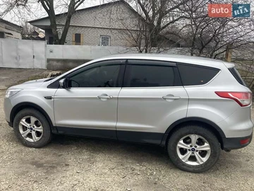 Авто Ford Escape 2015 № 8135350