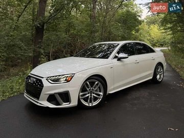 Авто Audi A4 2022 № 8135429
