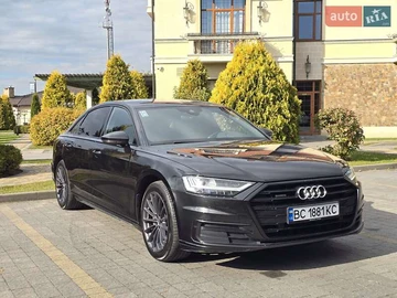Авто Audi A8 2021 № 8135433