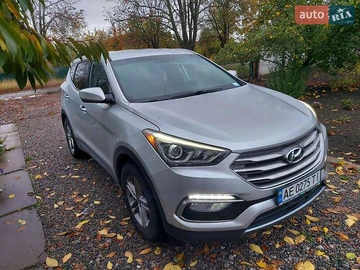 Авто Hyundai Santa Fe 2016 № 8135643