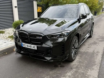 Авто BMW X5 2024 № 8136024