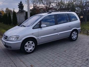 Авто Opel Zafira 2004 № 8136229