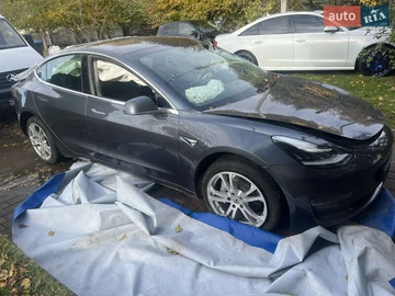 Авто Tesla Model 3 2020 № 8136478
