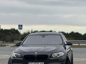 Авто BMW 5 Series 2012 № 8136506