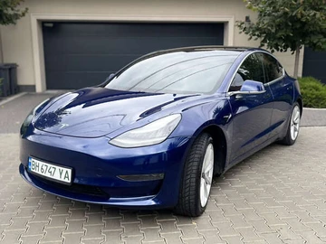 Авто Tesla Model 3 2020 № 8136568