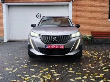 Авто Peugeot E-2008 2022 № 8136667