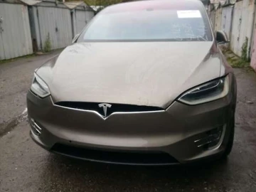 Авто Tesla Model X 2016 № 8136793