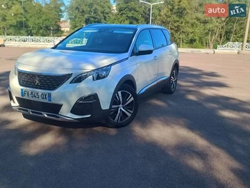 Авто Peugeot 5008 2020 № 8136799