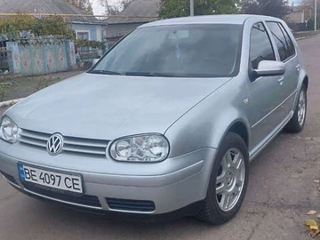 Авто Volkswagen Golf 2003 № 8137108