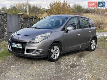 Авто Renault Scenic 2011 № 8137138