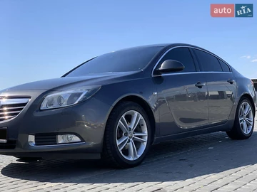 Авто Opel Insignia 2012 № 8137176