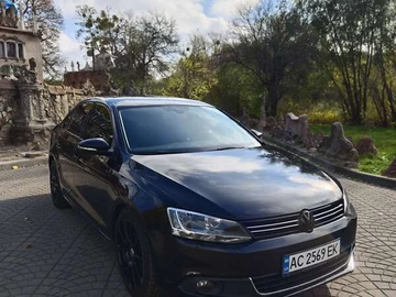 Авто Volkswagen Jetta 2011 № 8137183