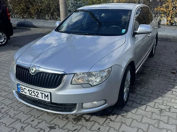 Авто Skoda Superb 2009 № 8137205