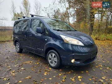 Авто Nissan E-Nv200 2015 № 8137217