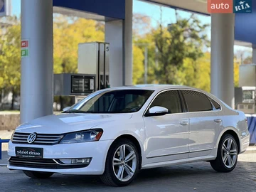 Авто Volkswagen Passat 2011 № 8137223