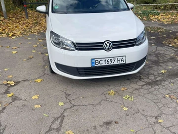Авто Volkswagen Touran 2012 № 8137328