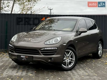 Авто Porsche Cayenne 2013 № 8137535