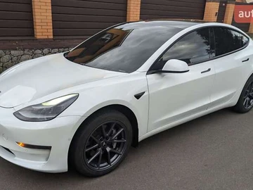 Авто Tesla Model 3 2021 № 8137566