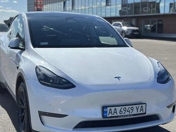 Авто Tesla Model Y 2021 № 8137580