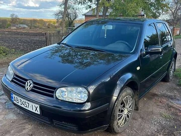 Авто Volkswagen Golf 1999 № 8137728