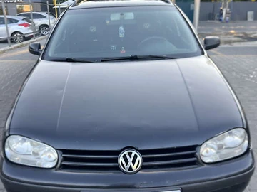 Авто Volkswagen Golf 1999 № 8137734