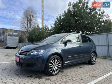 Авто Volkswagen Golf Plus 2010 № 8137928