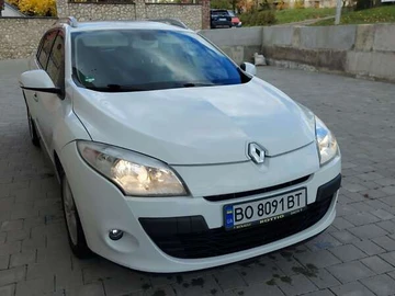 Авто Renault Megane 2011 № 8138043