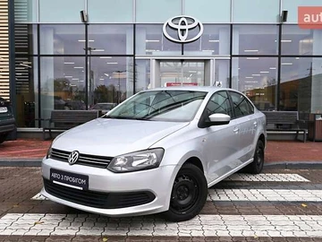 Авто Volkswagen Polo 2013 № 8138044