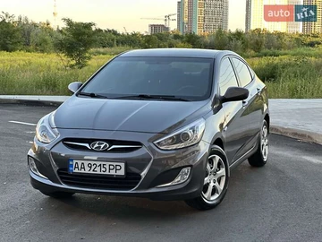 Авто Hyundai Accent 2013 № 8138093