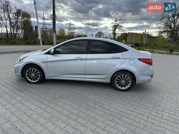 Авто Hyundai Accent 2016 № 8138112