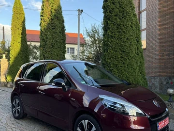 Авто Renault Scenic 2012 № 8138136