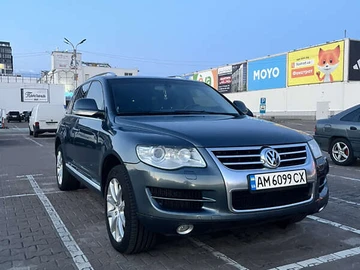 Авто Volkswagen Touareg 2009 № 8138259