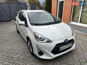 Авто Toyota Prius C 2015 № 8138265