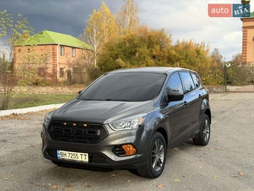 Авто Ford Escape 2018 № 8138304