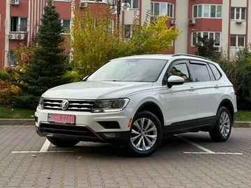 Авто Volkswagen Tiguan 2018 № 8138421
