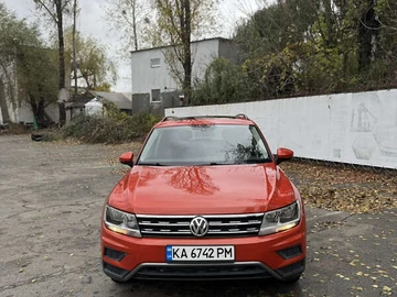 Авто Volkswagen Tiguan 2018 № 8138522