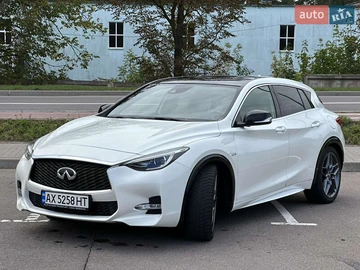 Авто Infiniti Q30 2016 № 8138531