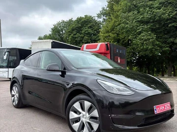 Авто Tesla Model Y 2023 № 8138580