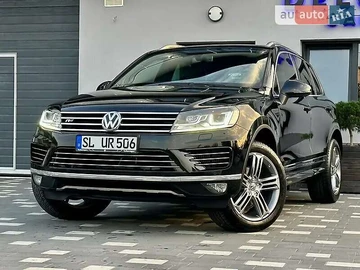 Авто Volkswagen Touareg 2015 № 8138584