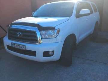 Авто Toyota Sequoia 2017 № 8138621