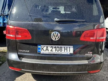 Авто Volkswagen Touran 2013 № 8138770