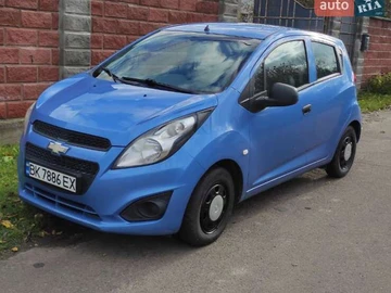 Авто Chevrolet Spark 2013 № 8138933