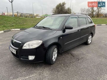 Авто Skoda Fabia 2009 № 8138968