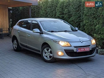 Авто Renault Megane 2009 № 8139016