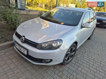 Авто Volkswagen Golf 2012 № 8139025