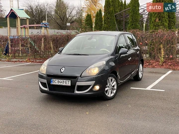 Авто Renault Scenic 2010 № 8139030