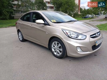 Авто Hyundai Accent 2013 № 8139060