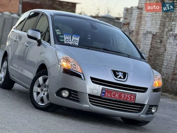 Авто Peugeot 5008 2013 № 8139253